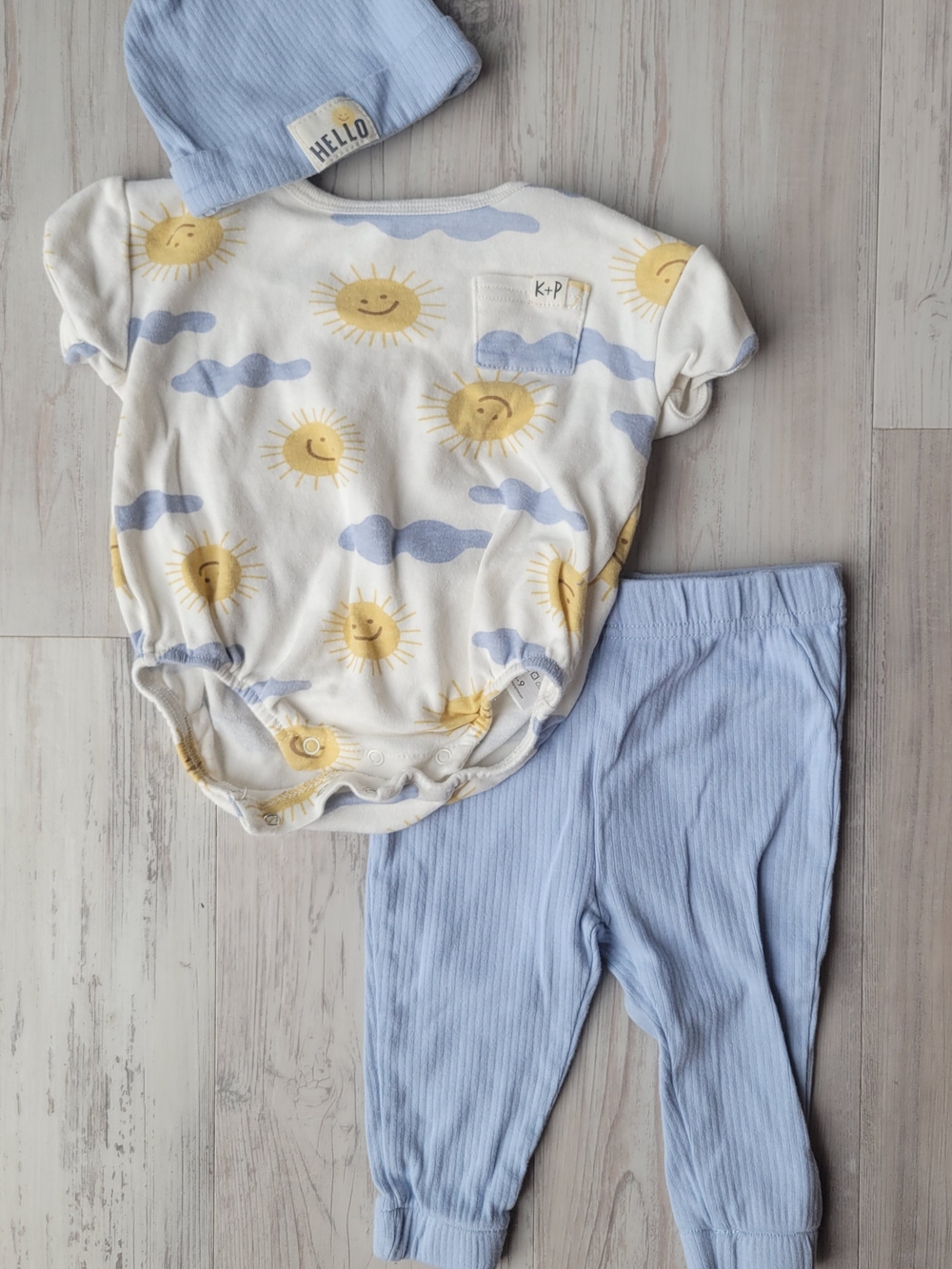 Kit & Pearl Sun and Cloud Baby Bodysuit Set with Blue Ribbed Pants and Hat 6-9m